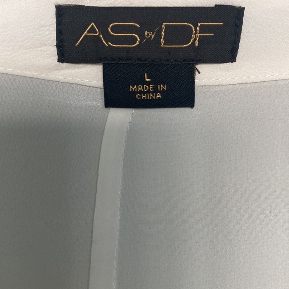 AS by DF 100% silk cross over blouse. - Picture 2 of 5